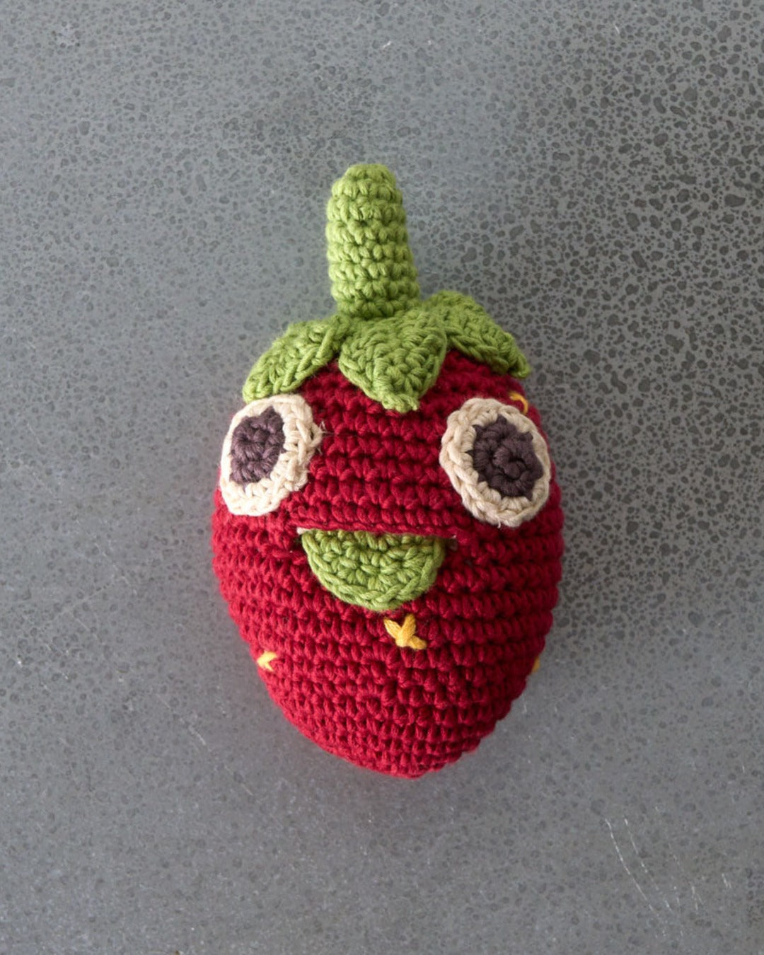 Myum - Hochet Fraise Nellie