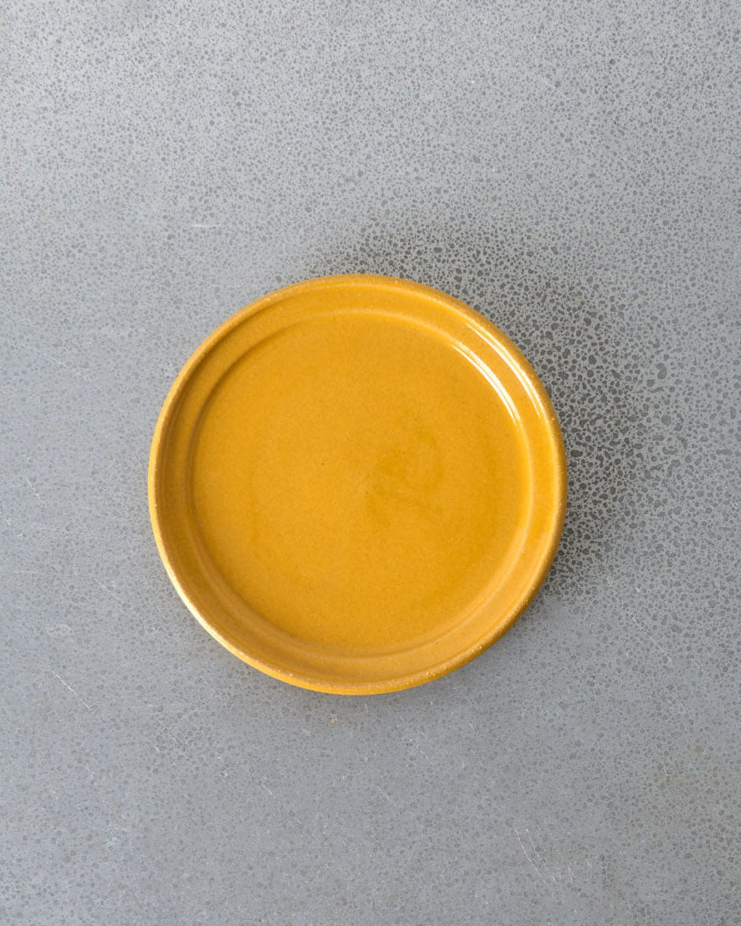 Studio M - Temps Dessert Plate - Yellow