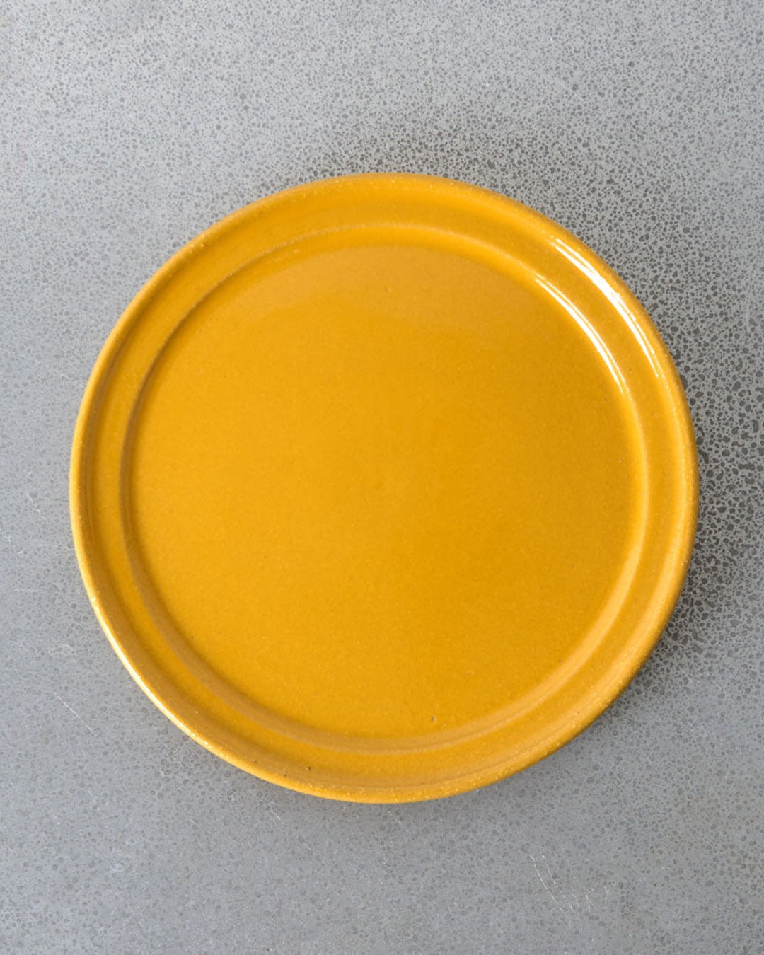 Studio M - Temps plate - Yellow