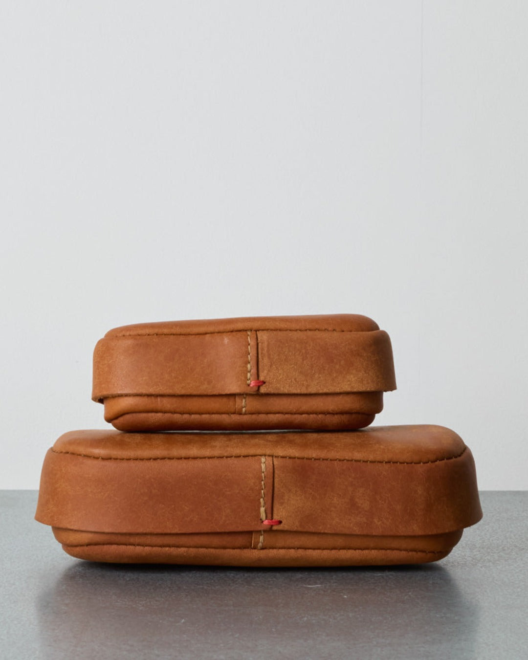 Classiky - Oval Leather Storage