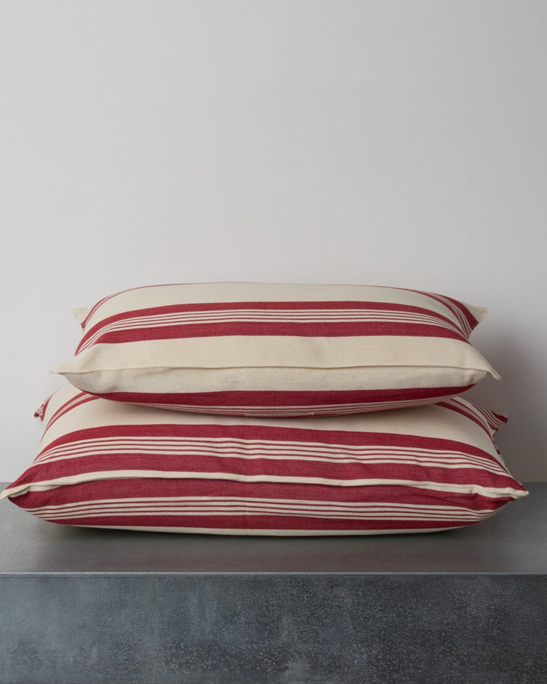 Tensira - Coussin En Coton - Rayures Rouges