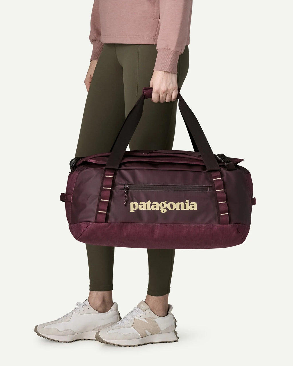 Patagonia - Sac Duffel Black Hole 40L - Berry Fig