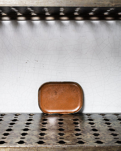 Merci x Serax - Stoneware flat plate n°3 - Ochre