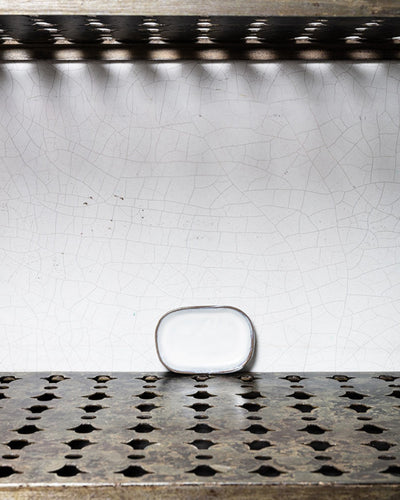 Merci x Serax - Stoneware flat plate n°4 - Mastic
