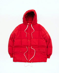 Parka Arctic rouge Merci Paris Big Rock Candy en nylon avec capuche, cordon de serrage et boutons piolet