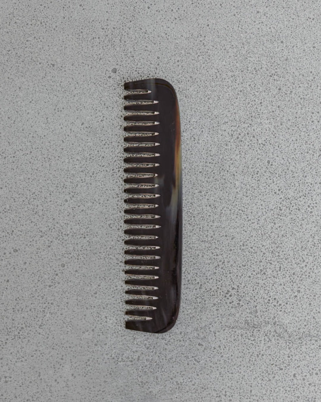 Abbeyhorn - Single-tooth horn comb