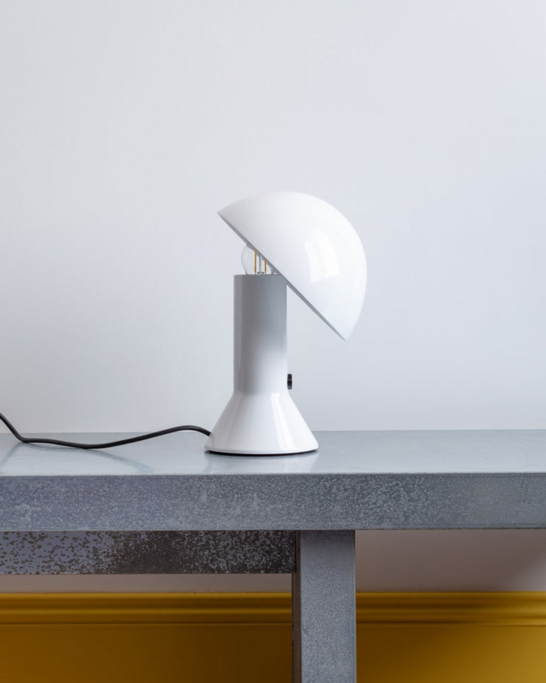 Martinelli Luce - Elmetto table lamp - White
