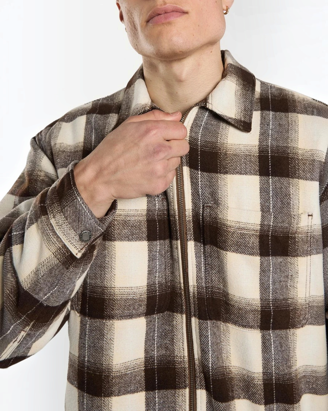 Shirt jacket Dickies in brown cotton flannel checkered jacket with zip fastening, seen worn at Merci Paris