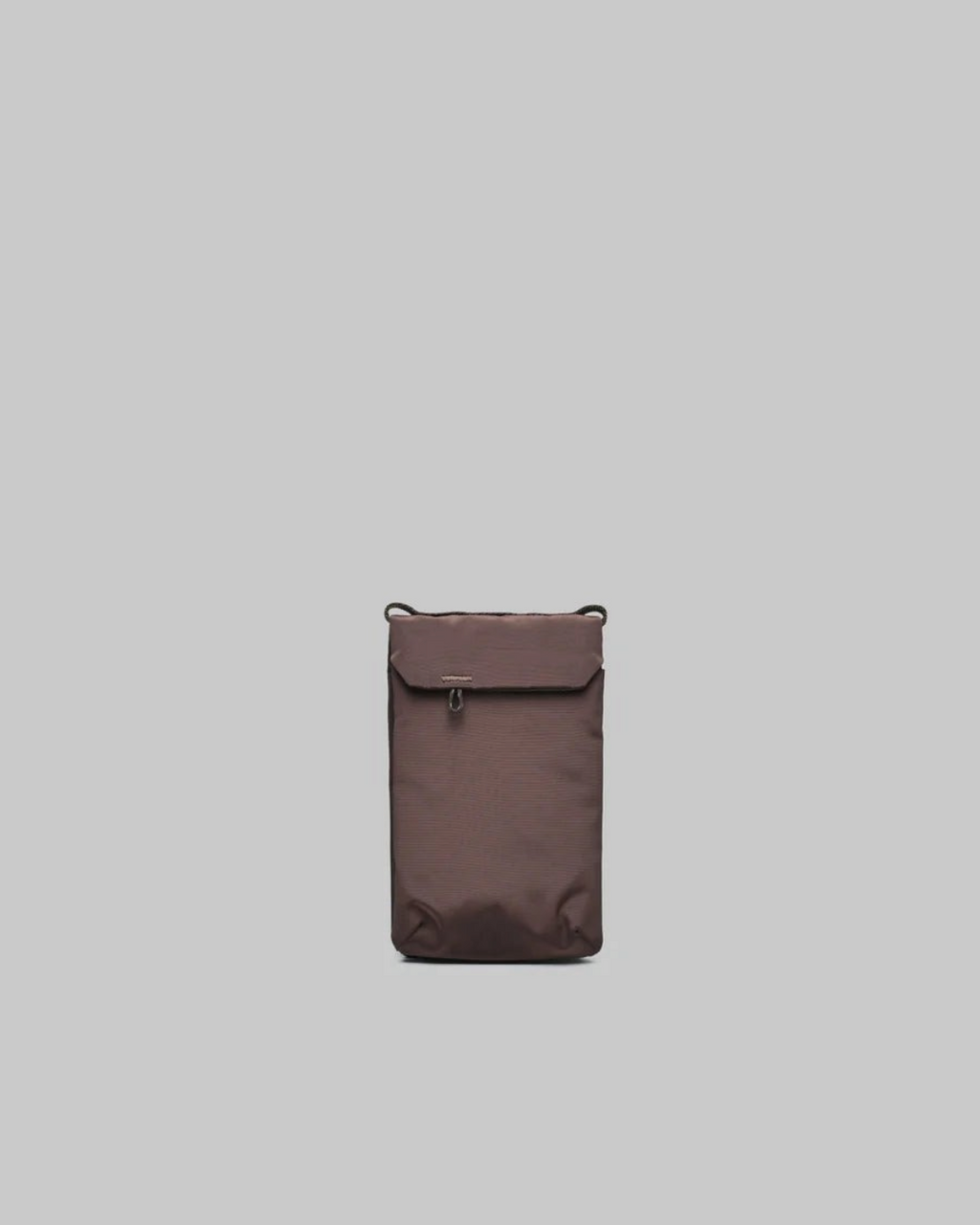 Sacoche de téléphone Merci Paris Topologie marron compacte avec poches zippées pour accessoires urbains