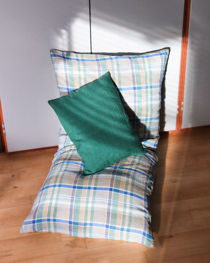 Merci - Coussin Rectangle En Lin Lavé - Carreaux Bibliothèque