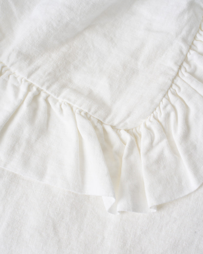 Merci - Embroidered linen placemat - 01 Ruched