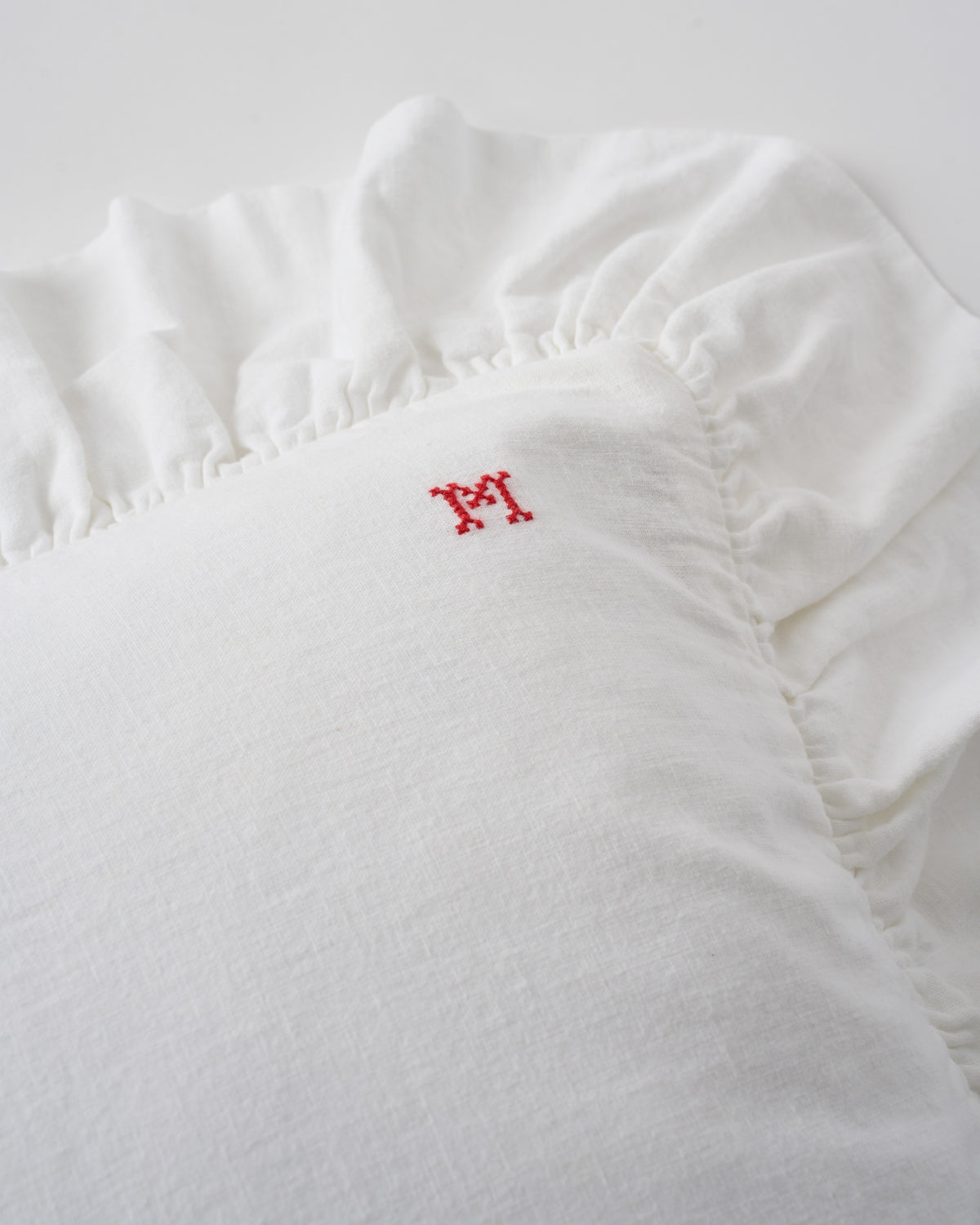 Merci - Embroidered Linen Bedding Set - 01 Ruché