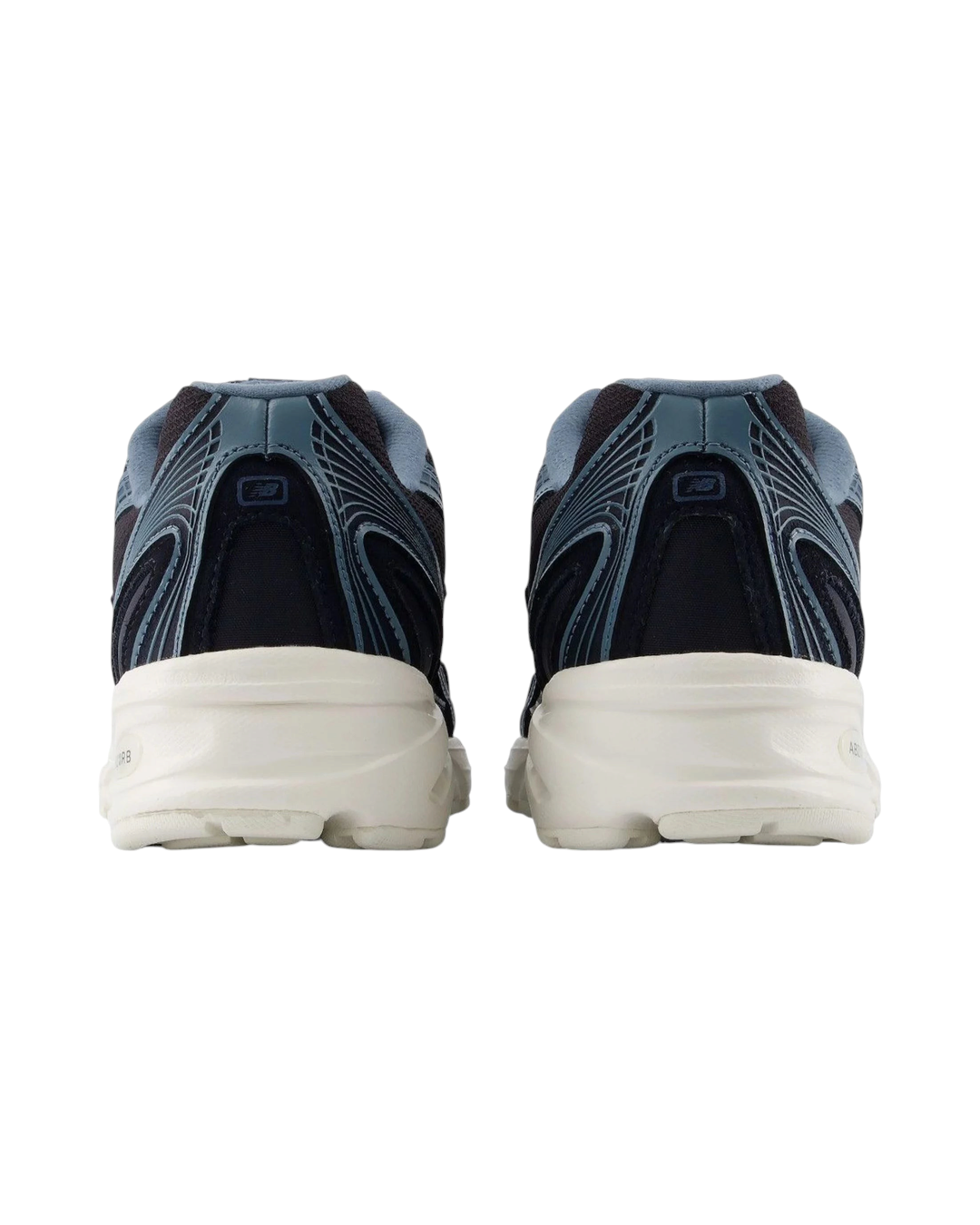 Vue arrière des baskets Merci Paris New Balance 740 en mesh bleu marine et détails blanc cassé avec semelle ABZORB
