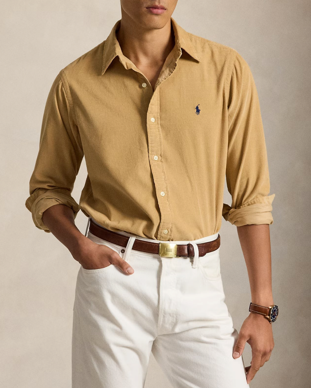 Chemise en velours côtelé camel Merci Paris Ralph Lauren avec col boutonné et logo brodé sur un homme