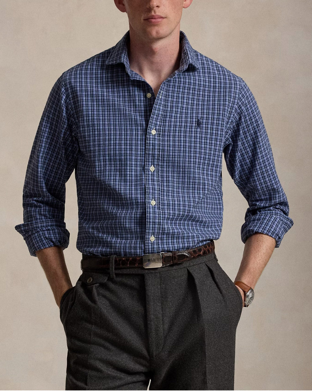 Chemise Oxford Merci Paris Ralph Lauren en coton bleu chiné à motif écossais, coupe ajustée portée par un mannequin